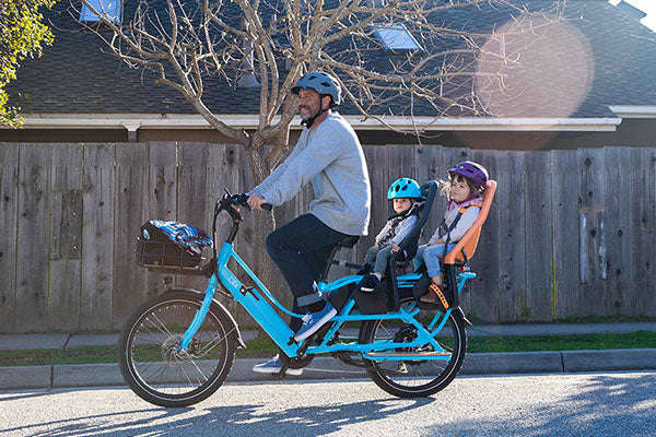 Blix Packa cargo bike dad and kids