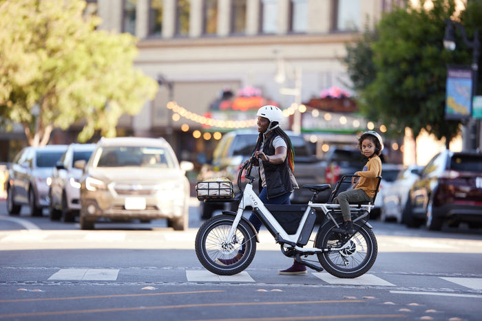 E-Bike Safety for Families: Ensuring a Safe and Healthy Ride